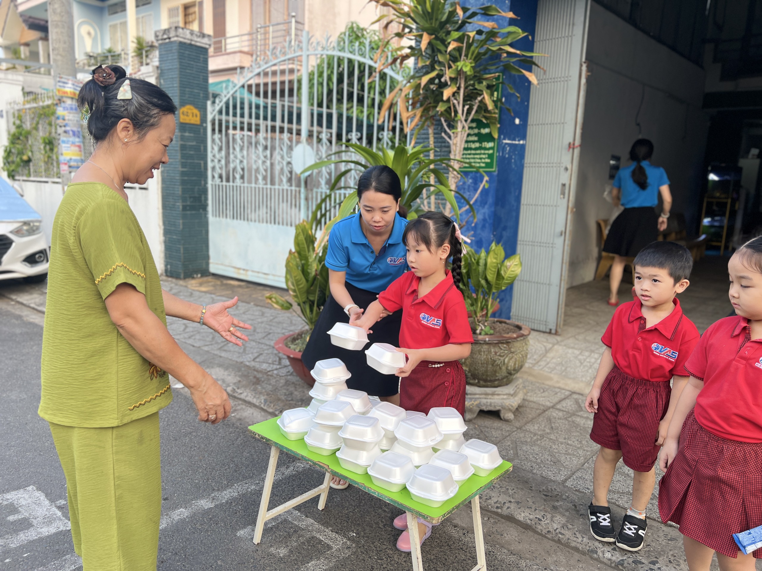 ẤM ÁP NGÀY RẰM THÁNG 2