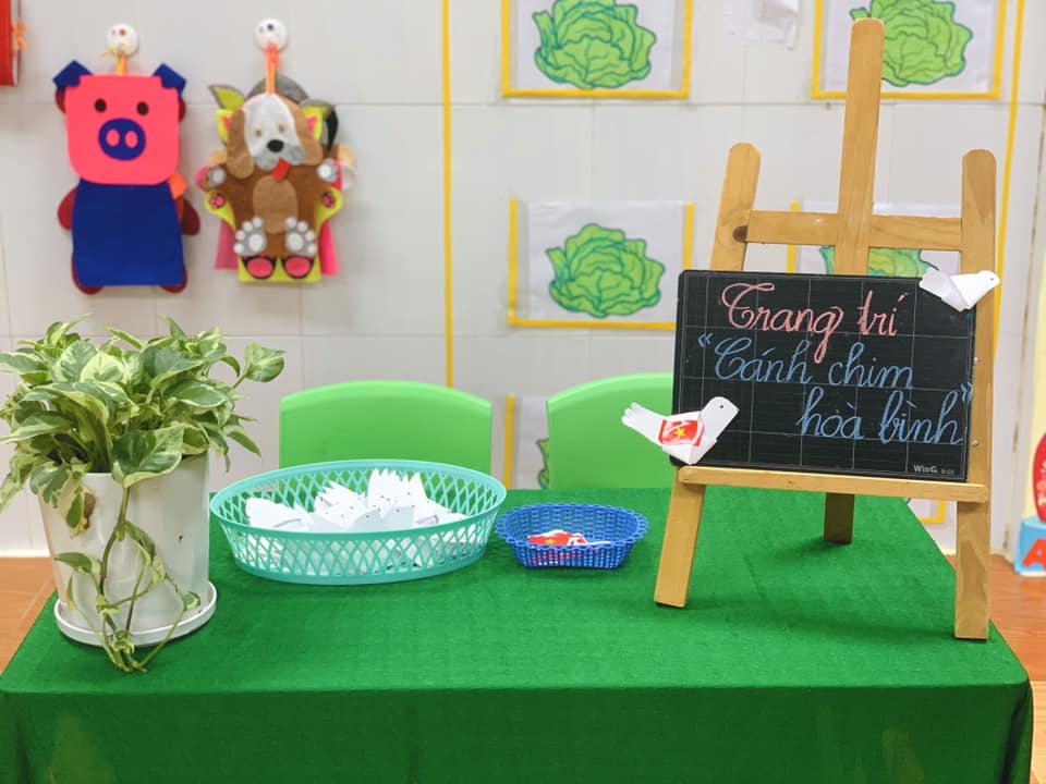 TRANG TRÍ CÁNH CHIM HÒA BÌNH – CHÀO MỪNG QUỐC KHÁNH 2/9