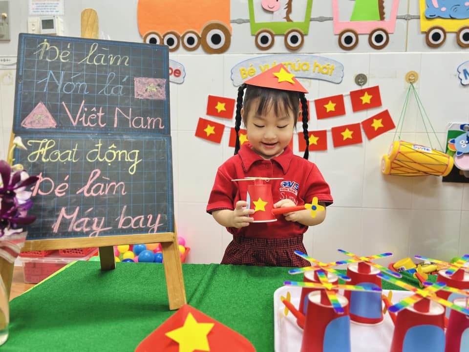 CHÀO MỪNG QUỐC KHÁNH 2/9 – BÉ VUI SÁNG TẠO