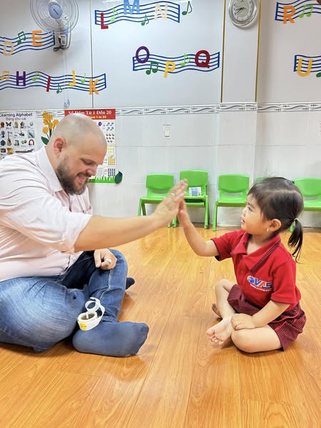 Our kids in Yomost class are very excited in their first English lessons