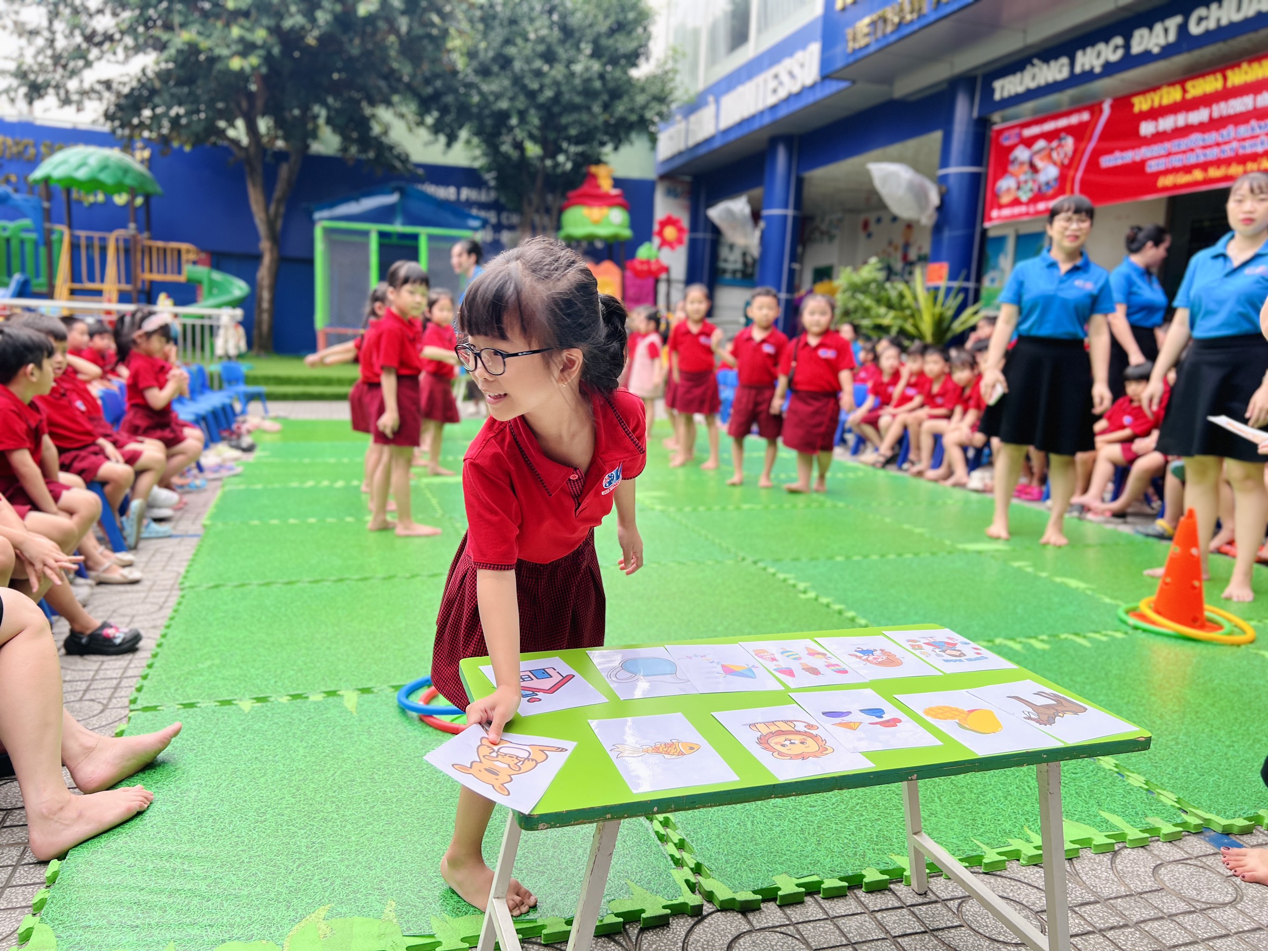 OUTDOOR ACTIVITIES - CONNECT THE CIRCLES